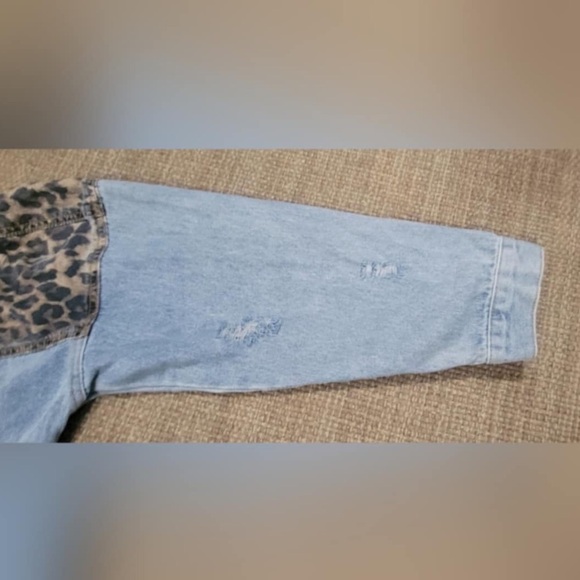 Pol Cheetah and Denim Oversized Jacket. Large Vintage look. - Picture 5 of 7